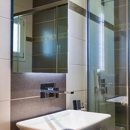 In Blue Logaras Hébergement de vacances *