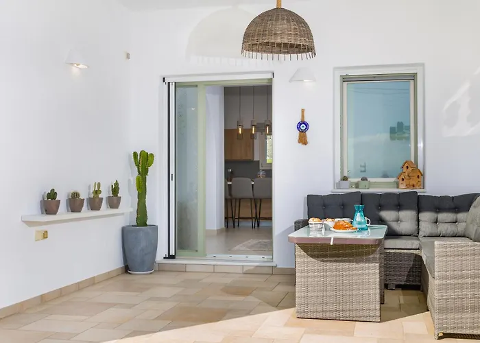 Ferienhaus In Blue Logaras Piso Livadi