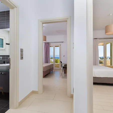 In Blue Logaras * Piso Livadi