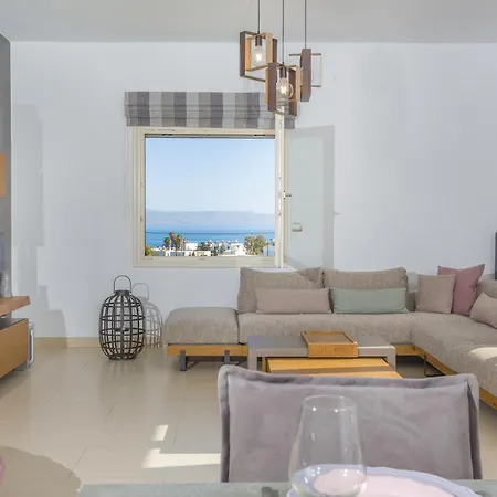 In Blue Logaras Piso Livadi